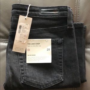 Women’s AG Skinny Jeans. NWT. Back denim. Nvr worn